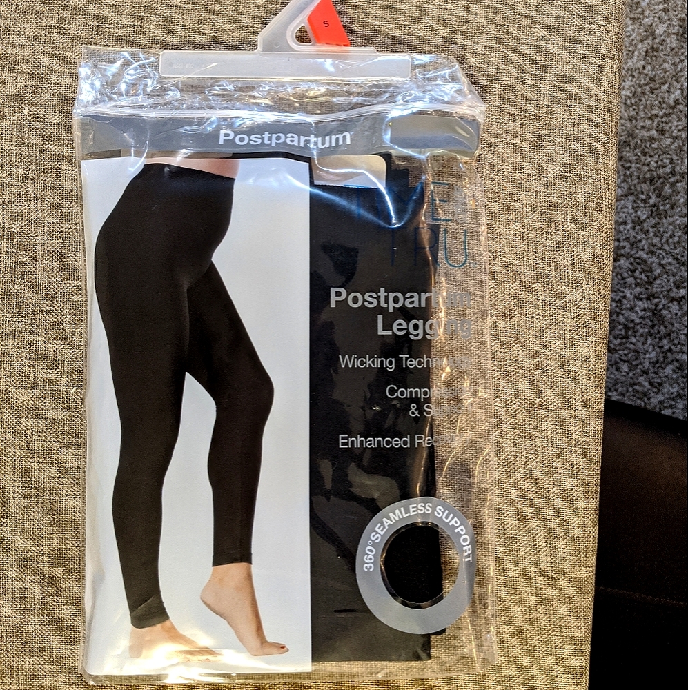 NWT Postpartum black leggings size small